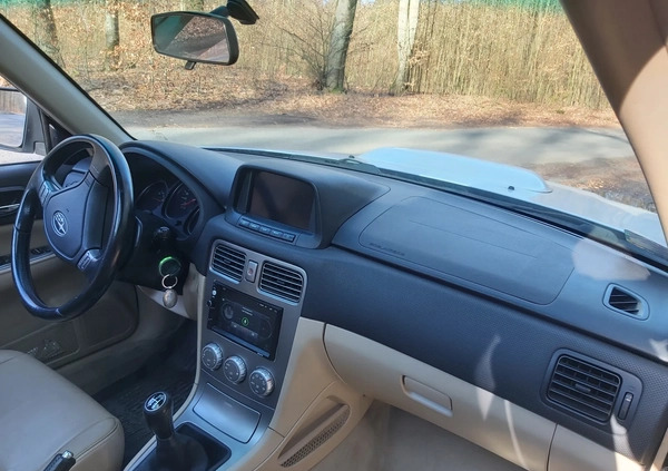 Subaru Forester cena 27300 przebieg: 165144, rok produkcji 2006 z Barlinek małe 121